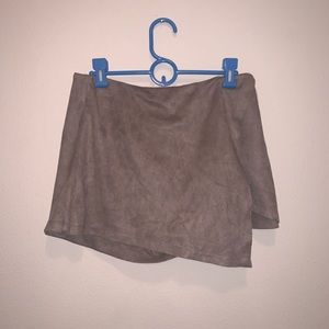 Suede skort
